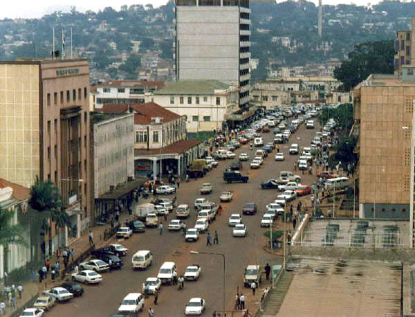 kampalaroad.jpg